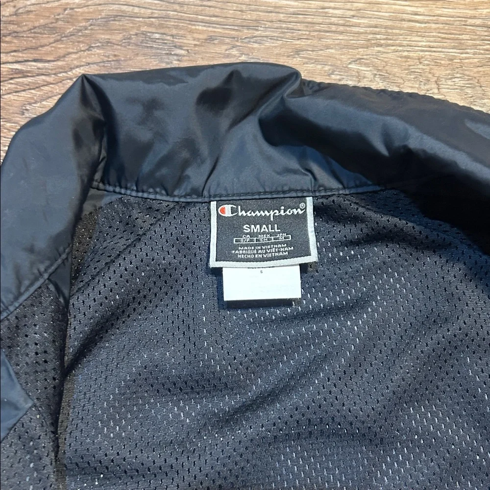Champion Women's Black Cropped Windbreaker Jacket